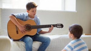 tocar guitarra Montevideo