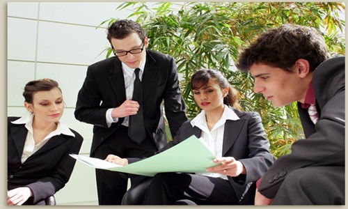 expertos con especialización en derecho empresarial