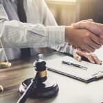 Funciones de los abogados con especialización en derecho corporativo y societario