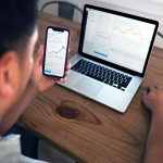 Descubre los factores a considerar al elegir un Broker Online